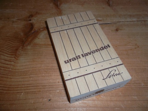 Uralt lavendel holzkistchen - uralt,