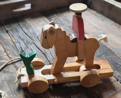 Antikes nachziehspielzeug holz - nachziehspielzeug,