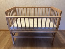 Beistellbett mit Matratze