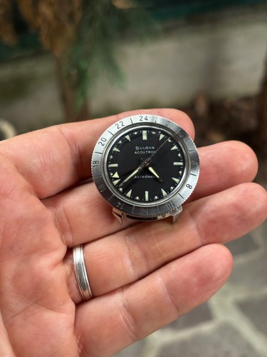 Bulova accutron astronaut - accutron,