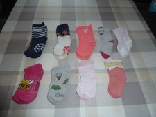 9 Paar Kinder Socken gebraucht ca. 2 Jahre