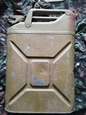 Original Benzinkanister – 1945 – Wehrmacht / Alliierte – Sandgelb 