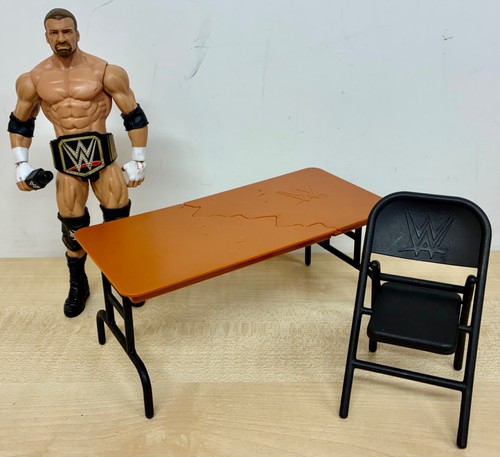 Wwe triple wrestling figur - -,
