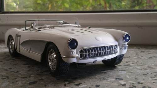 Chevrolet corvette 18 - chevrolet,