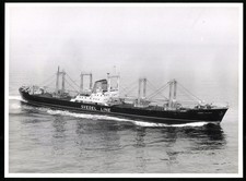 Fotografie Frachtschiff Leonce