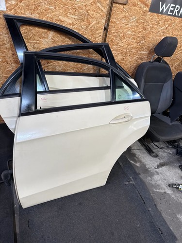 Tür w212 limousine mercedes - w212,