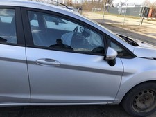 Ford Fiesta JA8 2AJ Tür vorne