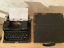 Schreibmaschine Olympia