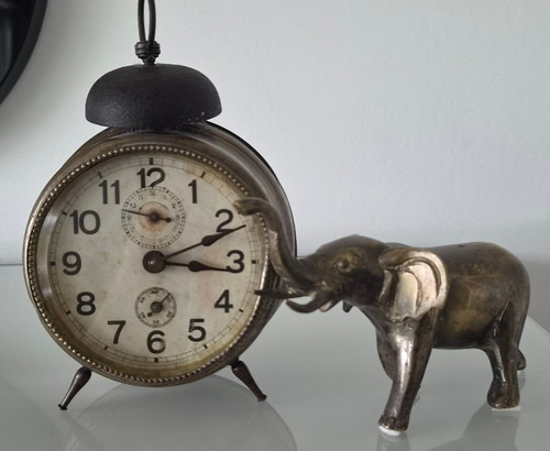 Alter wecker handaufzug - wecker,
