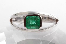 Smaragd Ring 0,76ct 750 18K