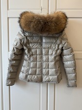 Moncler Jacke Armoise Gr. 2 (passend bei XS) wunderschöne Echtfellkapuze