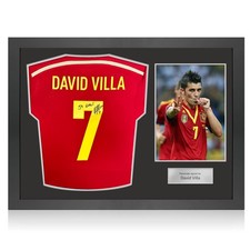 Von David Villa signiertes