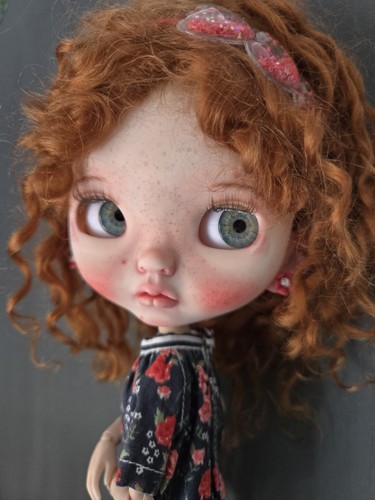 Blythe custom doll - blythe,