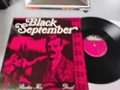 Black september rainbow - black,