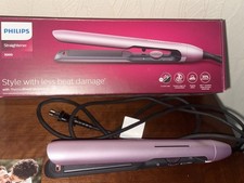 Philips Haarglätter der Serie 5000 mit ThermoShield Technologie in Weiß [Modell