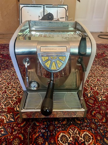 Professionelle kaffeemaschine - professionelle,