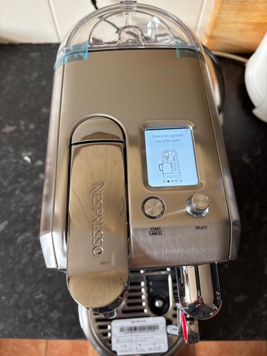 Nespresso creatista plus - creatista,