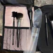 Mary Kay Pinseltasche inklusive 7 Pinsel Teilweise Neu