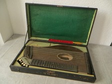 FRIEDR.AUG. HAMMIG, MARKNEUKIRCHEN - ZITHER - HOLZKOFFER - VINTAGE