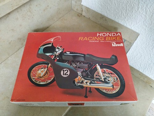 Revell honda racing bike - revell,