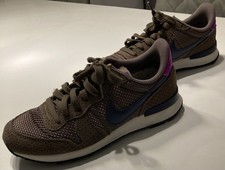 Nike Internationalist