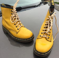 Vintage Dr Martens 1460 Gelb
