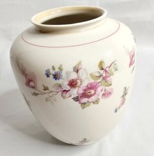 Blumenvase unbeschädigt