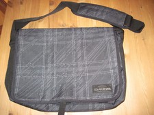 DAKINE MESSENGER Schultertasche schwarz grau kariert (ca. 43x30x10cm) *NEU*