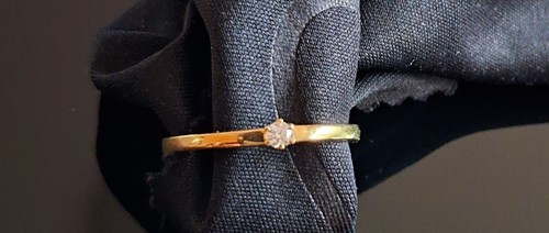 Gelbgold ring mit diamanten