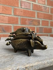 4 teilige bronze Aschenbecher