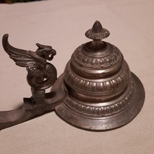 Zinndeckel mit Reliefdekor und Adler antikes Original Zinn