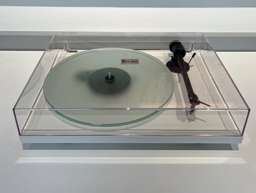 Pro ject weiss - pro,