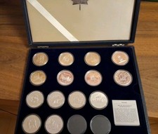  Offizielle Silbergedenkmünzen Kanadas in schöner Schatulle 19 Stück circa 400gr
