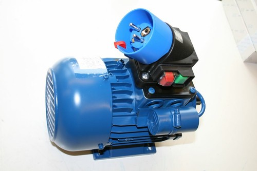 Wechselstrommotor mit