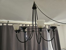 Kronleuchter mit Kerzenhalter