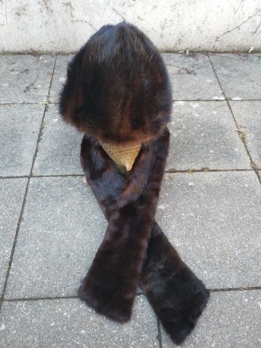 Nutria fellmütze und schal - und,