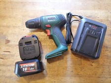 Bosch Universal Drill 18v, Akkuschrauber, Ladegerät, 2 Akkus