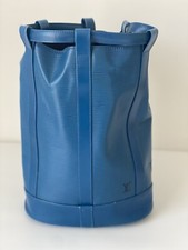 Louis Vuitton Randonnee PM Epi Blau