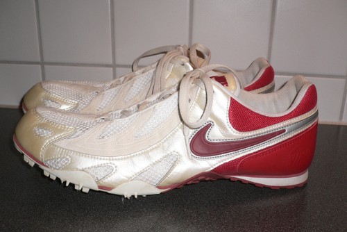 Nike spikes track and - 42,