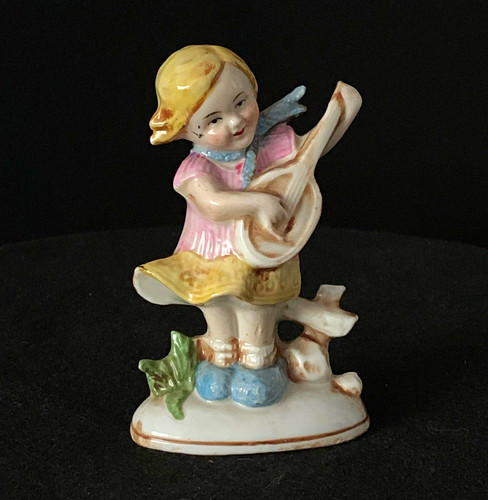 Goebel mädchen mit - mädchen, laute