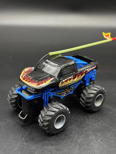 Monster trucks hot wheels new - trucks,