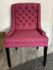 Sessel Farbe Brombeere, Ausstellungsstück