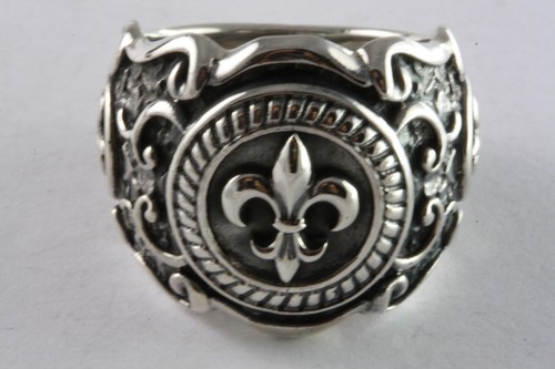 Royal crown lilien ring - crown,