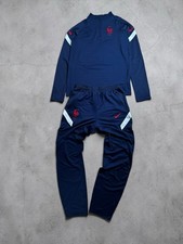 Nike Trainingsanzug Set |