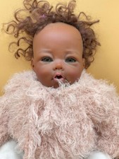 Elly Knoops Künstlerpuppe