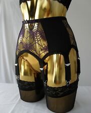 3 Panel lila glitzerndes Spinnennetz 8 Riemen schwarz sexy Strapsgürtel 35-38" Taille