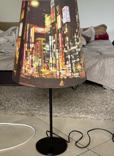 Tischlampe modern mit