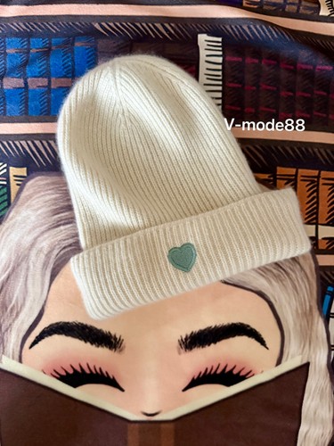 Other stories premium - stories, beanie