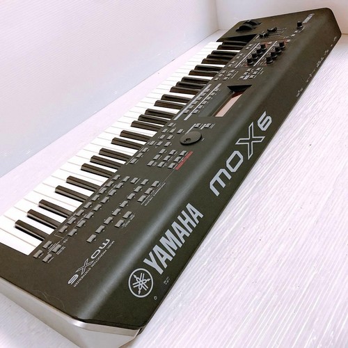 Yamaha mox6 synthesizer - yamaha,