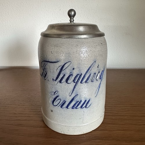 Bierkrug geritzt antik - bierkrug,